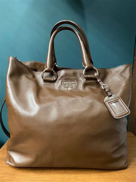 Prada BN1713 Soft Calf Pomice Two way Bag. 